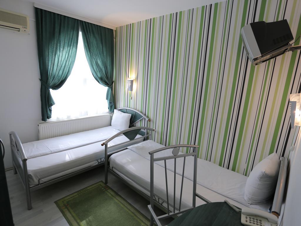 Hotel Zeneva Kragujevac Værelse billede