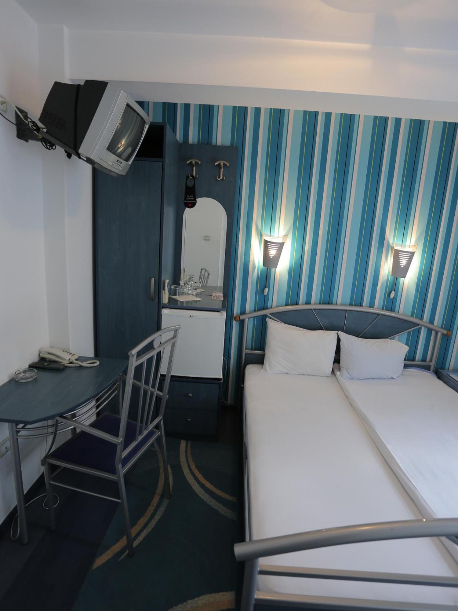 Hotel Zeneva Kragujevac Eksteriør billede