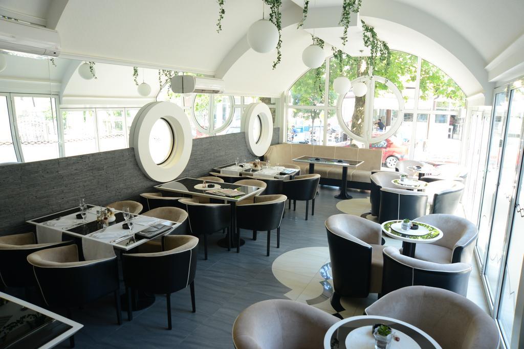 Hotel Zeneva Kragujevac Eksteriør billede