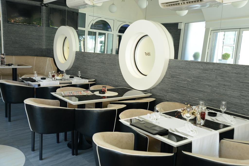 Hotel Zeneva Kragujevac Eksteriør billede